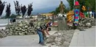 Edremit'in sembolü Sarıkız'a havuz yapılması çalışmaları başladı Edremit'in sembolü Sarıkız'a havuz yapılması çalışmaları başladı
