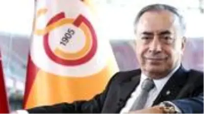 Galatasaray Başkanı Mustafa Cengiz taburcu oldu Galatasaray Başkanı Mustafa Cengiz taburcu oldu