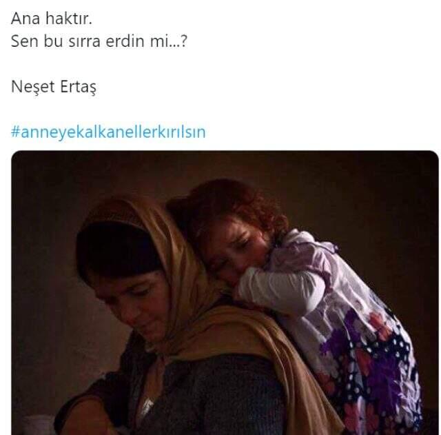 İstediği ayakkabıyı almadığı için annesini merdivenlerden iten kızın görüntüsü sosyal medyada gündem oldu İstediği ayakkabıyı almadığı için annesini merdivenlerden iten kızın görüntüsü sosyal medyada gündem oldu