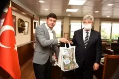 İYİ Parti Genel Başkan Yardımcısı Ergun'dan Başkan Özcan'a ziyaret İYİ Parti Genel Başkan Yardımcısı Ergun'dan Başkan Özcan'a ziyaret