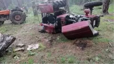 Son dakika 3. sayfa: Kastamonu'da ormanlık alanda traktör devrildi: 1 Ölü Son dakika 3. sayfa: Kastamonu'da ormanlık alanda traktör devrildi: 1 Ölü