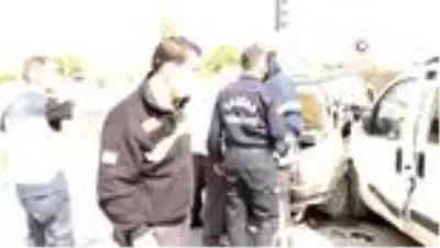 Manisa’da trafik kazası: 3 ağır yaralı