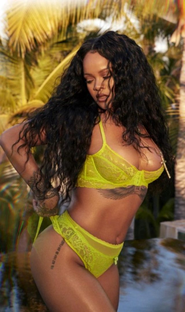 Rihanna, kendi markasının yeni koleksiyonu için iç çamaşırlarıyla cesur pozlar verdi
