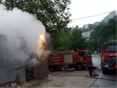 Rize'de şantiye yangını