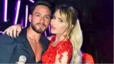 Sosyal medya fenomeni Selin Ciğerci, ikiz annesi olmaya hazırlanıyor Sosyal medya fenomeni Selin Ciğerci, ikiz annesi olmaya hazırlanıyor
