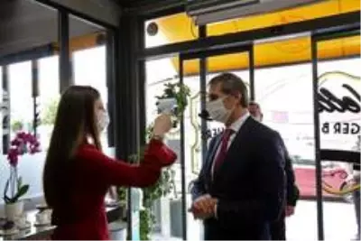 Serdivan Belediyesi normalleşme sürecinde esnafın yanında