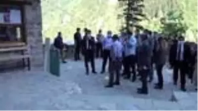 Sümela Manastırı ve Altındere Vadisi'nde yapılan çalışmaları yerinde incelediler Sümela Manastırı ve Altındere Vadisi'nde yapılan çalışmaları yerinde incelediler