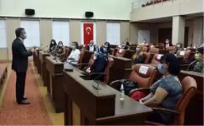 Tepebaşı kreş ve çocuk merkezlerinde normalleşmeye geçiş eğitimi Tepebaşı kreş ve çocuk merkezlerinde normalleşmeye geçiş eğitimi