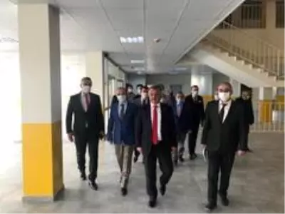 Vali Ersin Yazıcı Burhaniye'yi ziyaret etti Vali Ersin Yazıcı Burhaniye'yi ziyaret etti