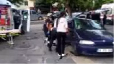 Başkent'te otomobiller çarpıştı: 1 yaralı Başkent'te otomobiller çarpıştı: 1 yaralı