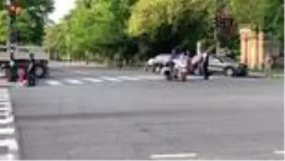 - Beyaz Saray çevresindeki protestolarda tansiyon düştü - Beyaz Saray çevresindeki protestolarda tansiyon düştü