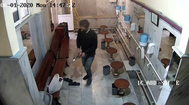 Beykoz'da pes dedirten hırsızlık: Caminin musluklarını saniyeler içinde çaldı