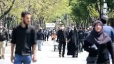 İran'da koronavirüs salgınında ikinci dalga: Vaka sayısı rekor kırdı İran'da koronavirüs salgınında ikinci dalga: Vaka sayısı rekor kırdı