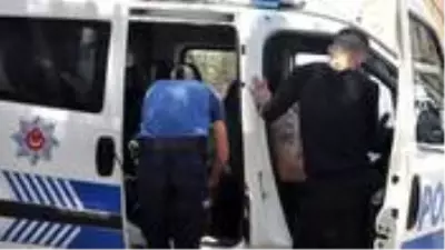 Maskesi cebinde olmasına rağmen 'yok' diyen vatandaş, 392 lira ceza yedi Maskesi cebinde olmasına rağmen 'yok' diyen vatandaş, 392 lira ceza yedi