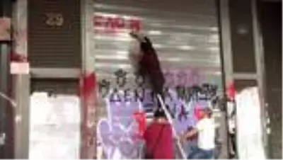 Yunanistan'da koronavirüs önlemleri protesto edildi Yunanistan'da koronavirüs önlemleri protesto edildi