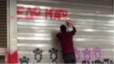 Yunanistan'da koronavirüs önlemleri protesto edildi Yunanistan'da koronavirüs önlemleri protesto edildi