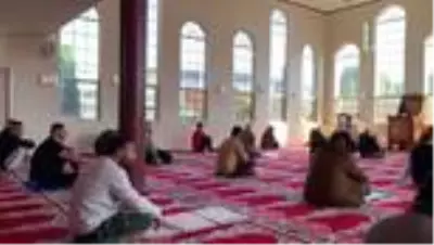 Avustralya’nın nüfusu en kalabalık eyaletinde 83 gün sonra cuma namazı kılındı - MELBOURNE