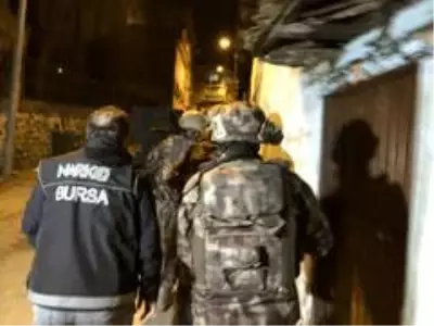 Bursa'da Dron destekli 2 bin 500 polisle şehit Erman Özcan operasyonu