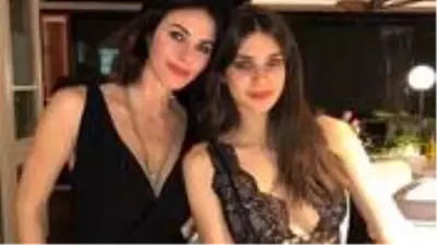Defne Samyeli, Baran Tınaz ve Deren Talu aşkına onay verdi Defne Samyeli, Baran Tınaz ve Deren Talu aşkına onay verdi