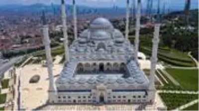 Economist dergisi, Türkiye'nin koronavirüsle mücadelesini övdü Economist dergisi, Türkiye'nin koronavirüsle mücadelesini övdü