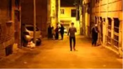 Elazığ'da, Malatya depremini hisseden vatandaşlar o anları anlattı: Deprem iyi salladı Elazığ'da, Malatya depremini hisseden vatandaşlar o anları anlattı: Deprem iyi salladı