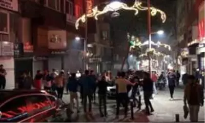 Korona virüsü takan yok: Bu nasıl asker eğlencesi ? Korona virüsü takan yok: Bu nasıl asker eğlencesi ?