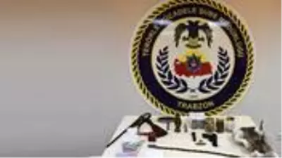 Koruma zırhını 320 TL'den, sırlı gömlek tılsım muskasını ise 20 TL'den satan sahtekarlar yakalandı Koruma zırhını 320 TL'den, sırlı gömlek tılsım muskasını ise 20 TL'den satan sahtekarlar yakalandı