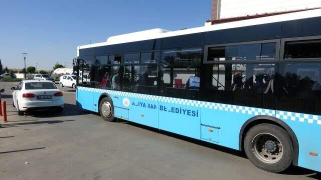 Otobüsteki koronavirüs şüphelisi, hastaneye kaldırıldı; yolcular ise karantinada