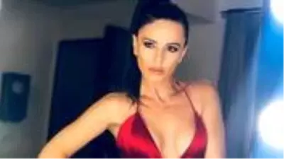 Simge 'Çocuğu var' iddiaları hakkında sessizliğini bozdu: Saçmalık Simge 'Çocuğu var' iddiaları hakkında sessizliğini bozdu: Saçmalık