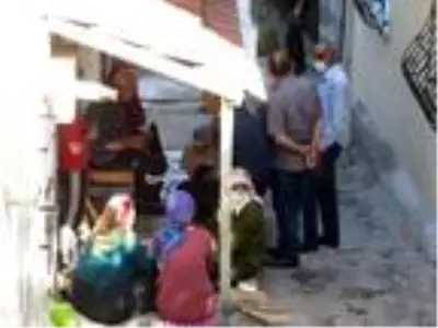 22'lik genç, aşkına karşılık vermeyen 2 çocuk annesini bıçaklayarak öldürdü