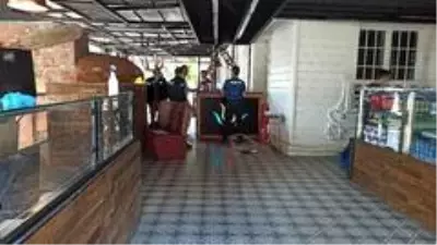 Sosyal medyada canlı yayın yaptığı sırada kendini vurdu Sosyal medyada canlı yayın yaptığı sırada kendini vurdu