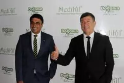 Tanju Çolak'tan yabancı futbolculara tepki: Forma aşkı bitmiş, para aşkı başlamış Tanju Çolak'tan yabancı futbolculara tepki: Forma aşkı bitmiş, para aşkı başlamış