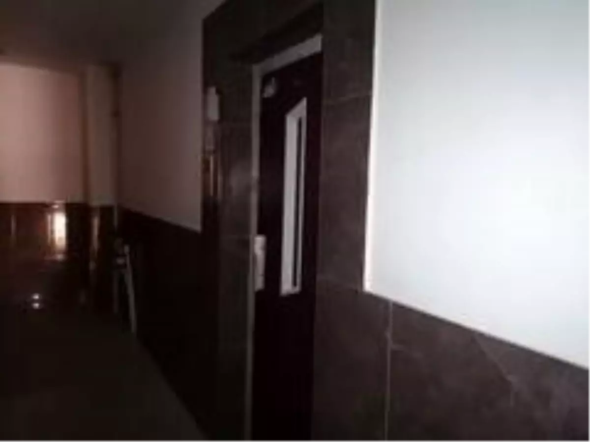 Asansör boşluğuna düşen çocuk hayatını kaybetti