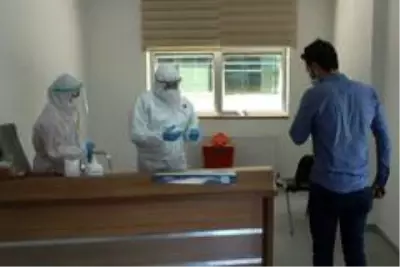 Asker adaylarına korona virüs testleri yapıldı Asker adaylarına korona virüs testleri yapıldı