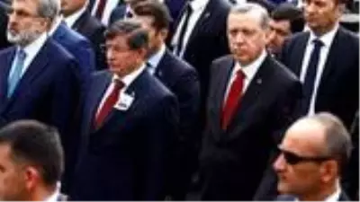 Davutoğlu'ndan Cumhurbaşkanı Erdoğan'a sokağa çıkma kısıtlaması tepkisi: Yönetim krizi var Davutoğlu'ndan Cumhurbaşkanı Erdoğan'a sokağa çıkma kısıtlaması tepkisi: Yönetim krizi var