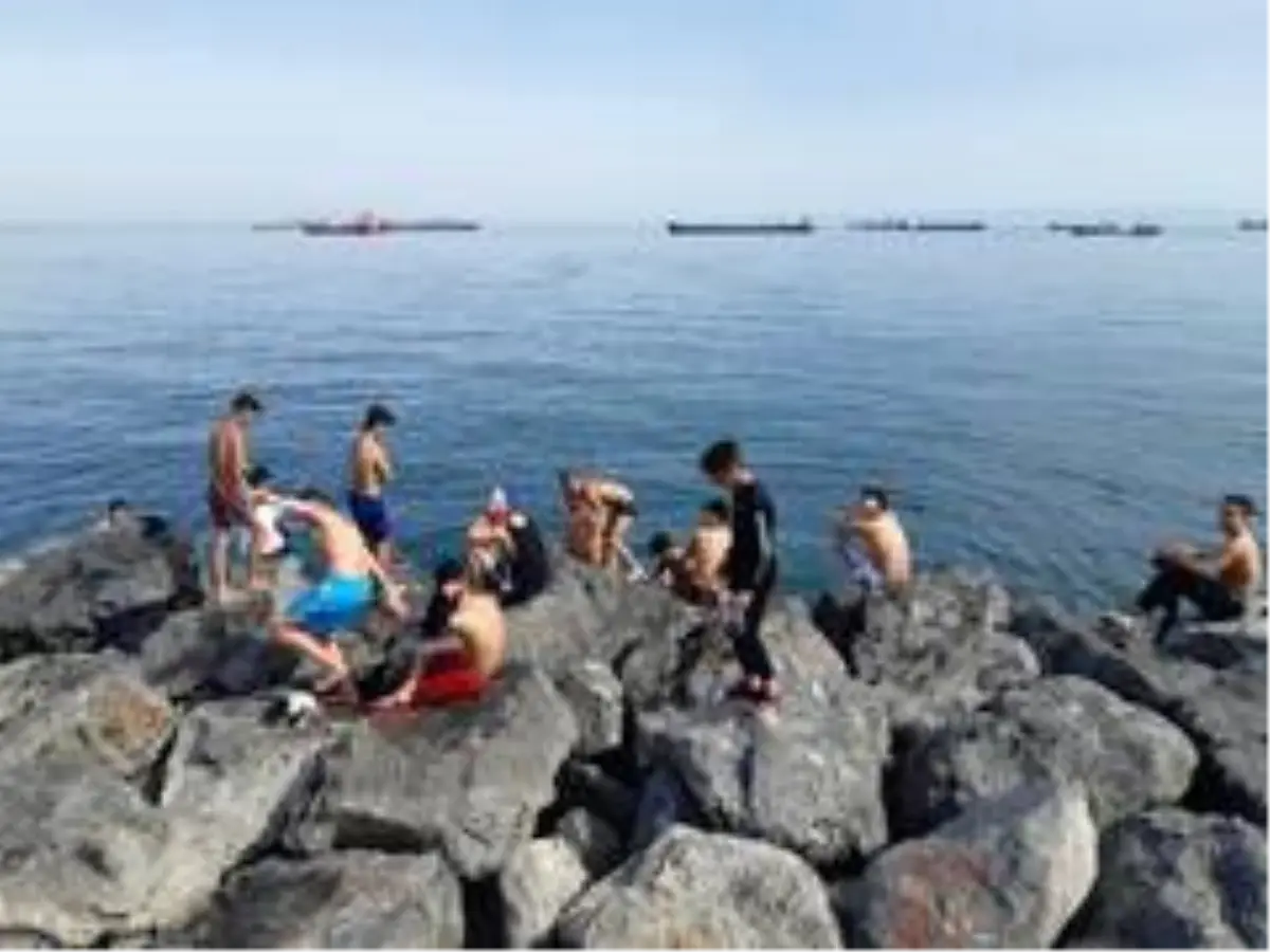 Denize Giren Cocuklar Yasak Dinlemedi Haberler