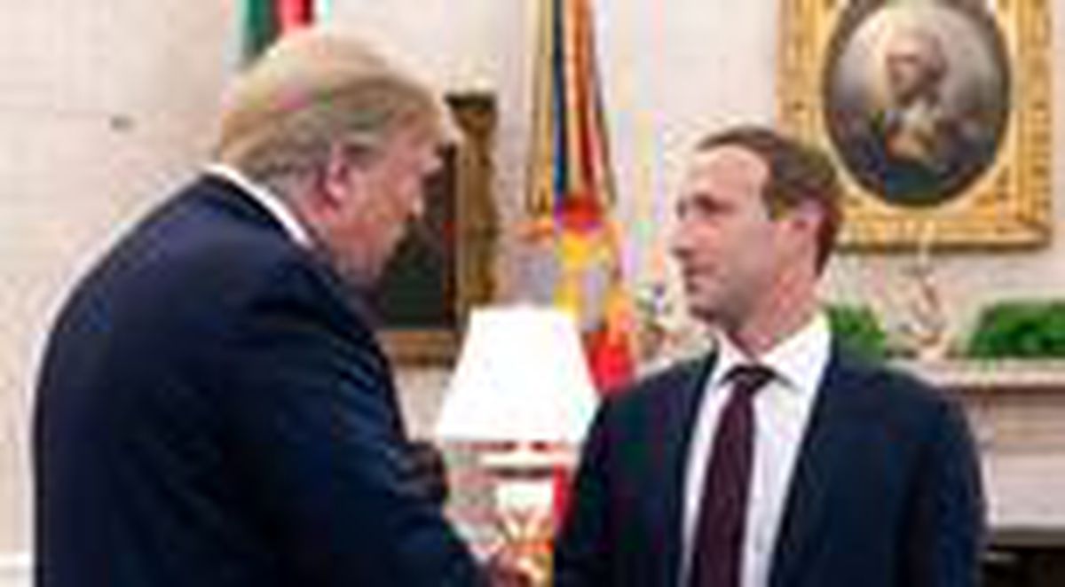 Twitter'ın ardından Facebook'ta Trump'ın paylaşımlarını gözden geçirecek