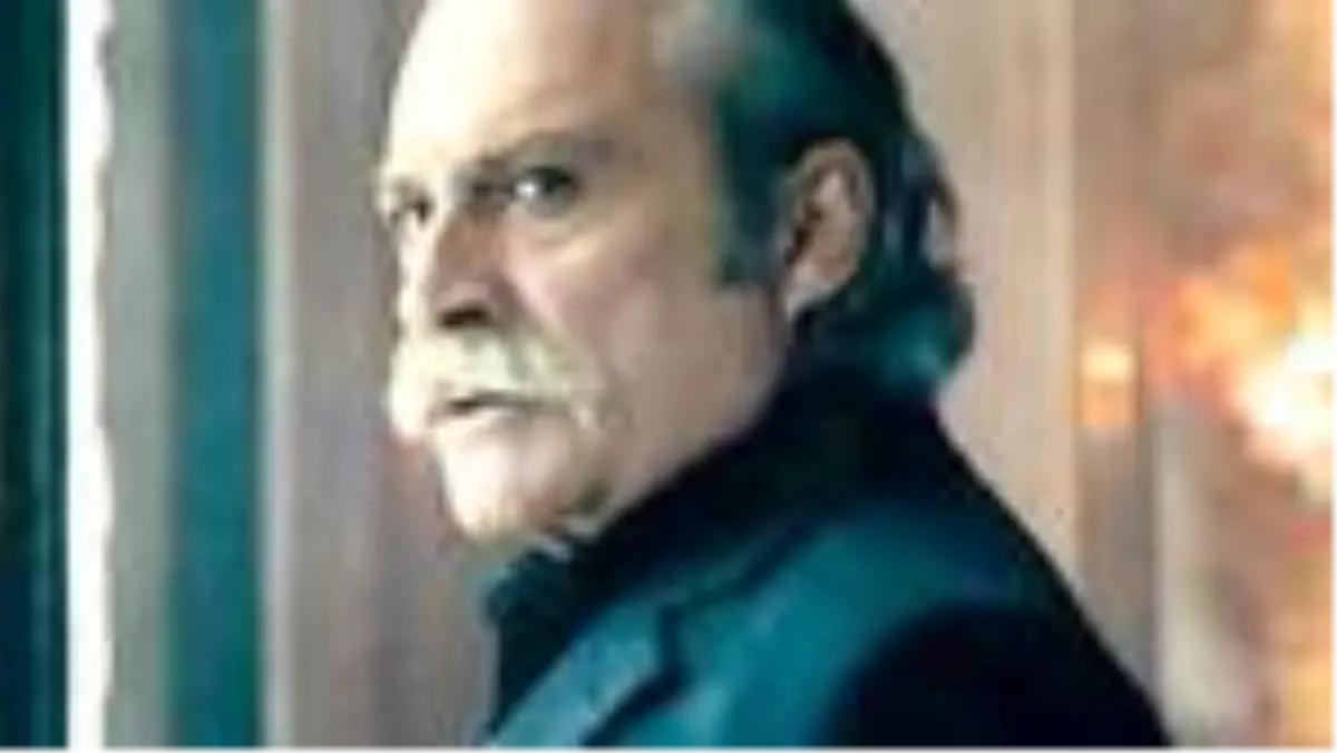 Haluk Bilginer'li Alex Rider D-Smart'ta!