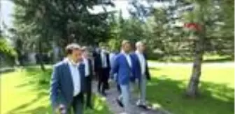 Pursaklar: Son Dakika | SPOR Ankara'daki belediye başkanları Ankaragücü'nde bir araya geldi Pursaklar: Son Dakika | SPOR Ankara'daki belediye başkanları Ankaragücü'nde bir araya geldi