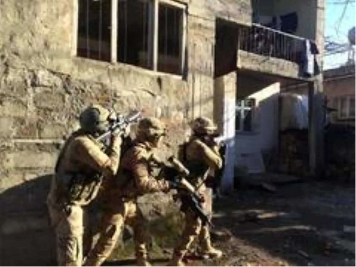 Teröriste yardım ve yataklık yapan şahıslar gözaltına alındı