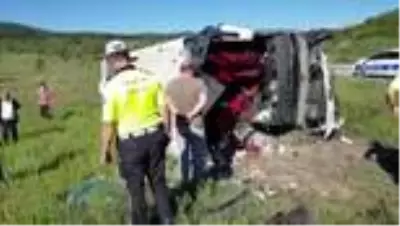 Erzincan Da Yolcu Otobusu Devrildi 19 Kisi Yaralandi Haberler Com 3 Sayfa