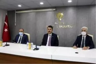 Bakan Kurum, Manisa'daki kentsel dönüşüm alanlarını inceledi Bakan Kurum, Manisa'daki kentsel dönüşüm alanlarını inceledi