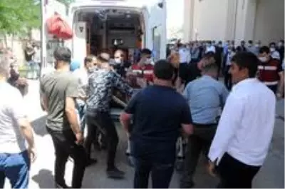 Dicle Nehrinde kaybolan gencin cansız bedenine ulaşıldı Dicle Nehrinde kaybolan gencin cansız bedenine ulaşıldı