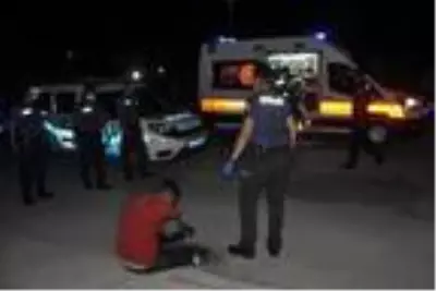 Gençlerin 'eski sevgili' kavgasına aileler karıştı, 4 kişi bıçaklandı Gençlerin 'eski sevgili' kavgasına aileler karıştı, 4 kişi bıçaklandı