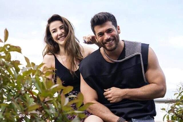 FOX TV'nin yeni romantik komedi dizisi Bay Yanlış'ın ilk fragmanı yayınlandı FOX TV'nin yeni romantik komedi dizisi Bay Yanlış'ın ilk fragmanı yayınlandı