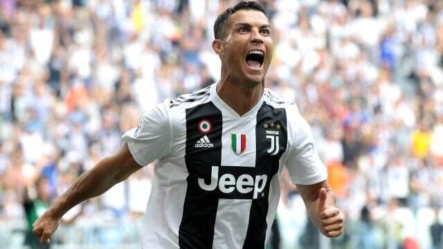 İtalya güzeli Carolina Stramare'den Ronaldo'ya mesaj var: Ona bayılıyorum İtalya güzeli Carolina Stramare'den Ronaldo'ya mesaj var: Ona bayılıyorum