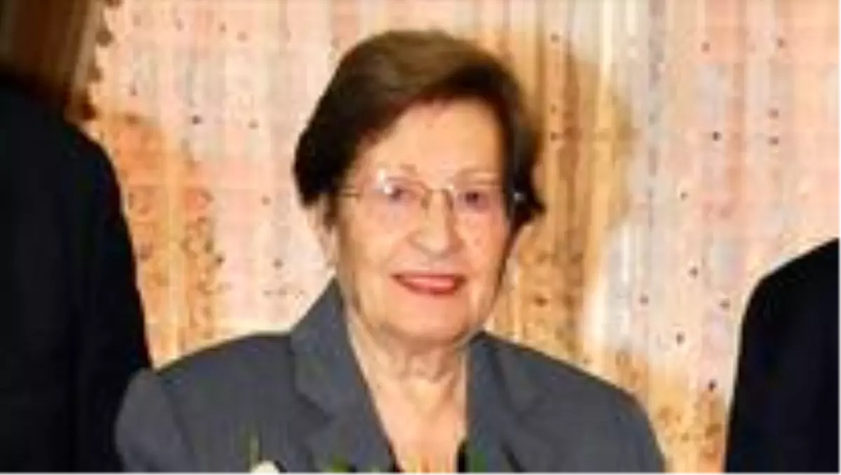 Süheyla Küçük kimdir? Kıbrıs'ın ilk first ladysi Süheyla Küçük hayatı ve biyografisi!