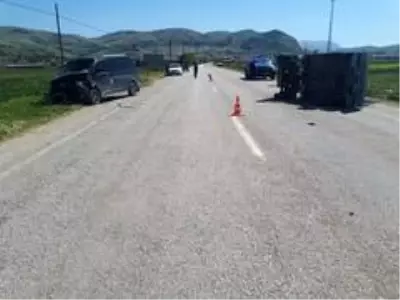 Şuhut'ta panelvan tipi araç ile patpat çarpıştı: 1 ölü
