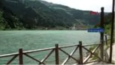 Uzungöl'de Kübra'nın ölümünün ardından elektrikli bisiklet sürücülerine denetimi talebi Uzungöl'de Kübra'nın ölümünün ardından elektrikli bisiklet sürücülerine denetimi talebi