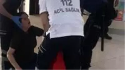 9 yıl boyunca cinsel istismara uğradığı için intihar eden Emre'nin duruşmasında annesi baygınlık geçirdi 9 yıl boyunca cinsel istismara uğradığı için intihar eden Emre'nin duruşmasında annesi baygınlık geçirdi